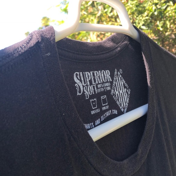 Geometric tee - Picture 3 of 5